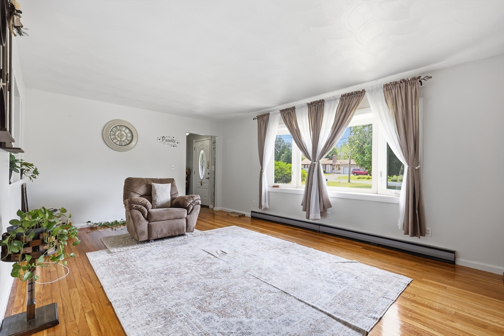 976 Tinkham Rd, Wilbraham, MA Photo #4
