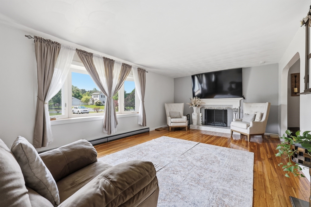 976 Tinkham Rd, Wilbraham, MA Photo #5