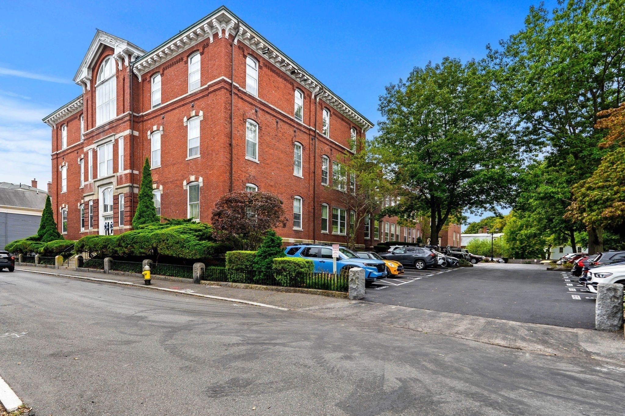 Photo of 35 Flint St, Salem, MA
