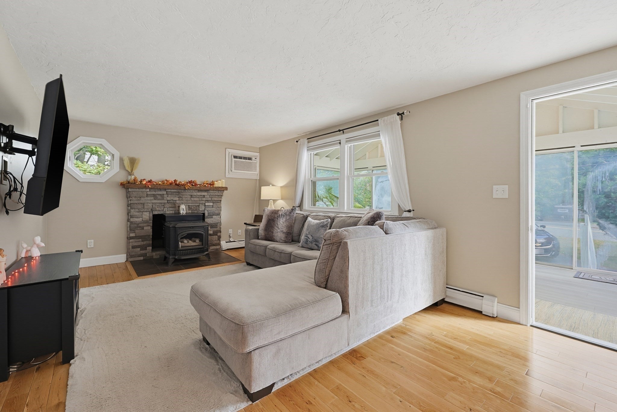 112 Wales St, Abington, MA Photo #5