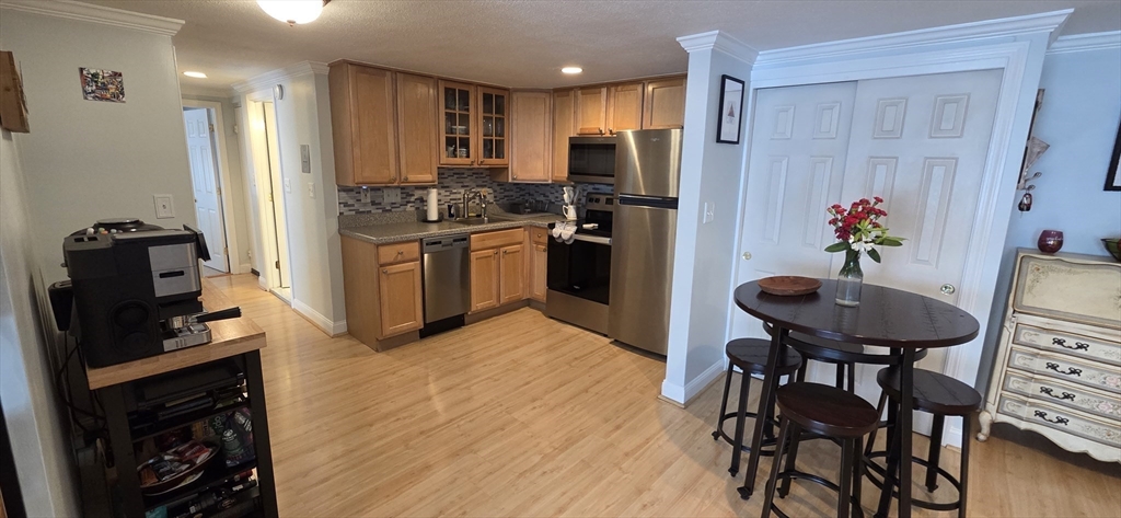 558 Main St 1D