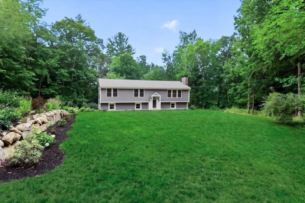 4 Pleasant St