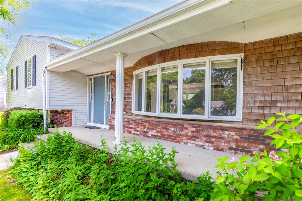 49 Broken Bow Ln