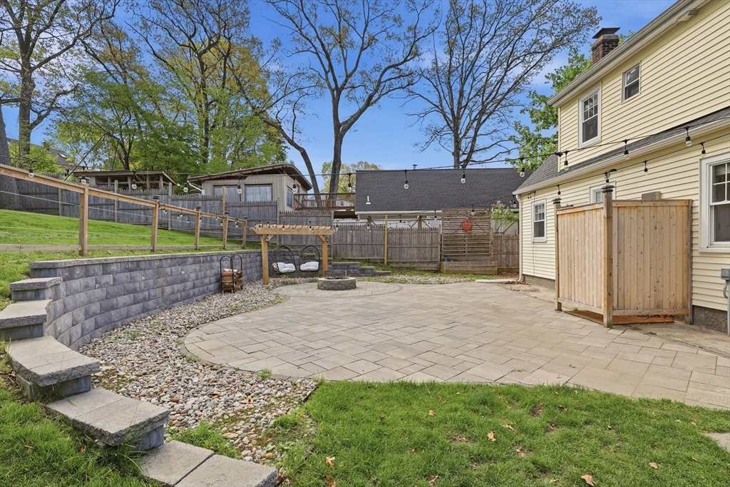 13 Marilyn Drive, Auburn, MA Photo #9