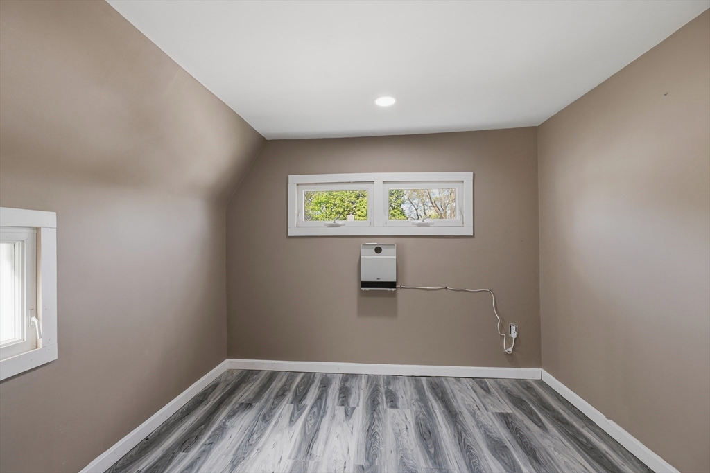 13 Marilyn Drive, Auburn, MA Photo #28