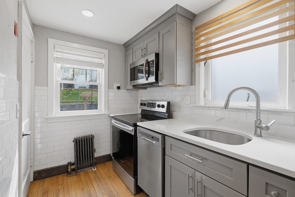 13 Marilyn Drive, Auburn, MA Photo #24