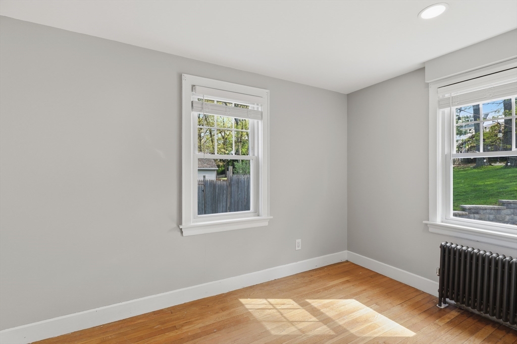 13 Marilyn Drive, Auburn, MA Photo #21