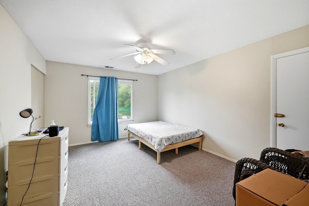 161 Nassau Dr #161, Springfield, MA Photo #2