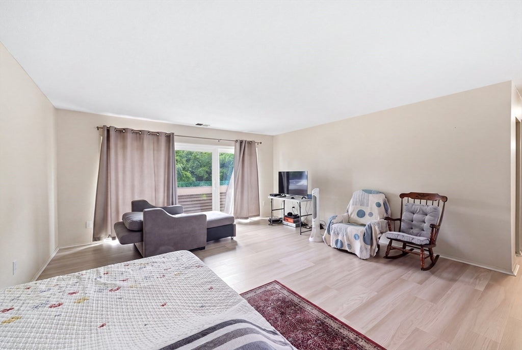 161 Nassau Dr #161, Springfield, MA Photo #10