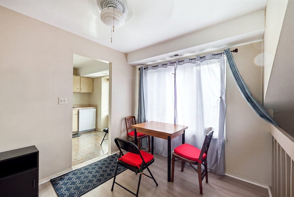 161 Nassau Dr #161, Springfield, MA Photo #16