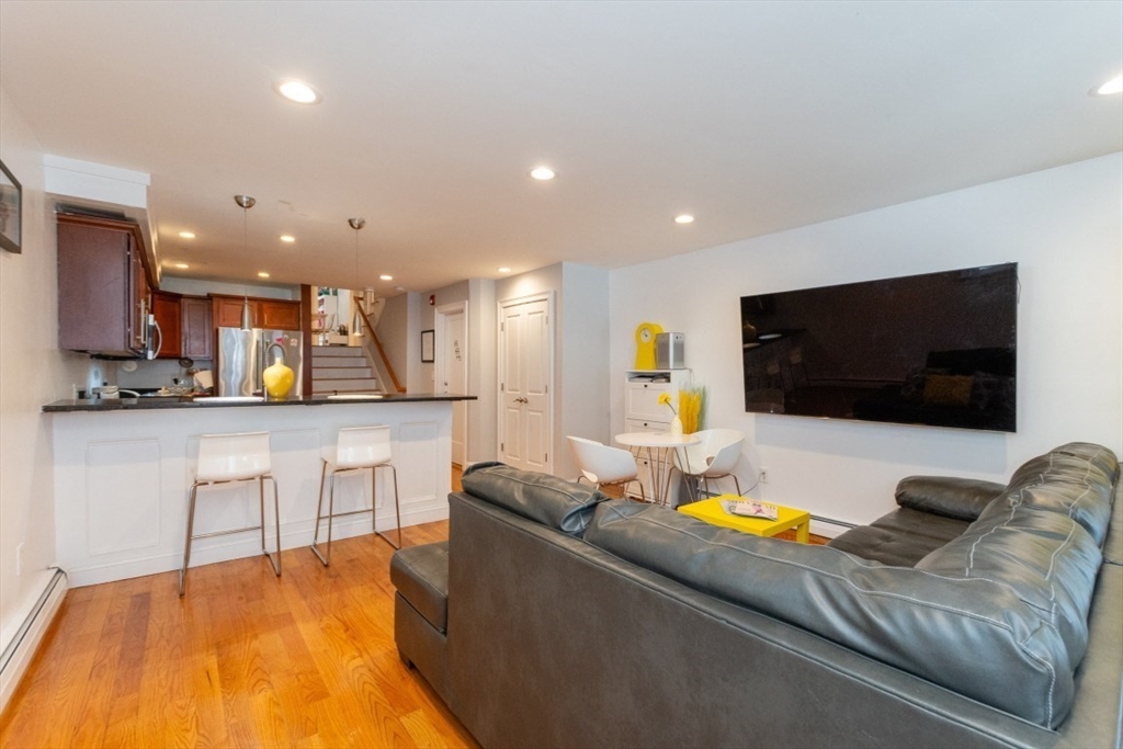 55 Mcbride St Unit 1