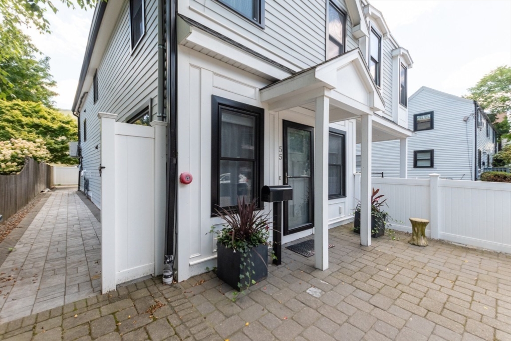 55 Mcbride St Unit 1