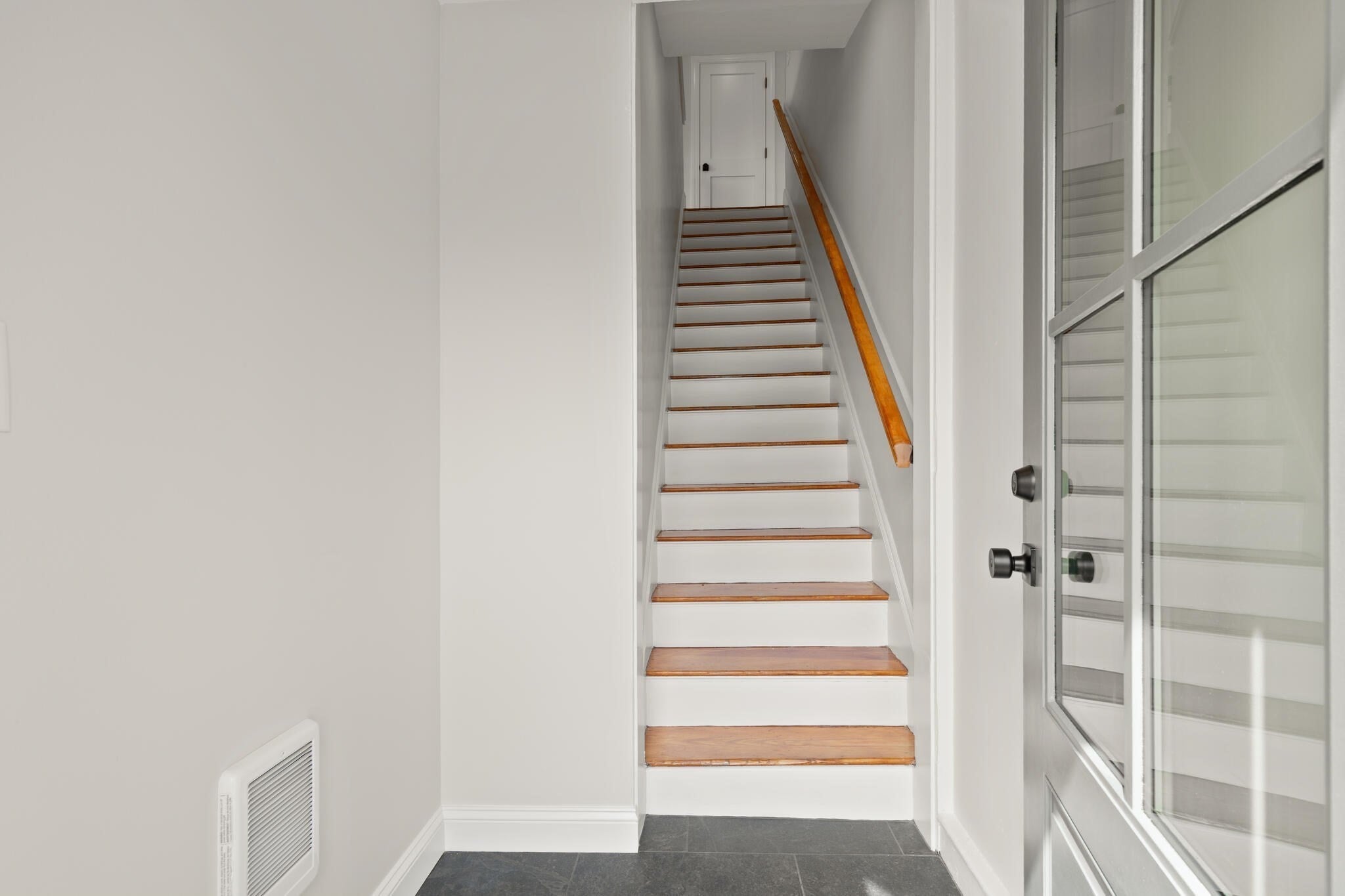 156-158 Waverley Street 156