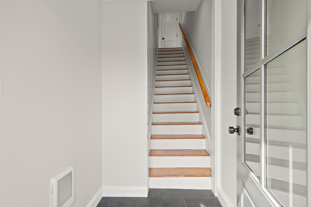 156-158 Waverley Street 156