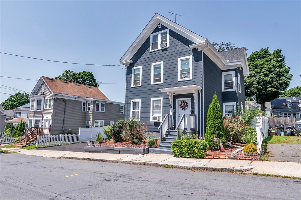 39 5th Ave, Haverhill, MA, 39 5th Ave, Haverhill, MA Photo #1