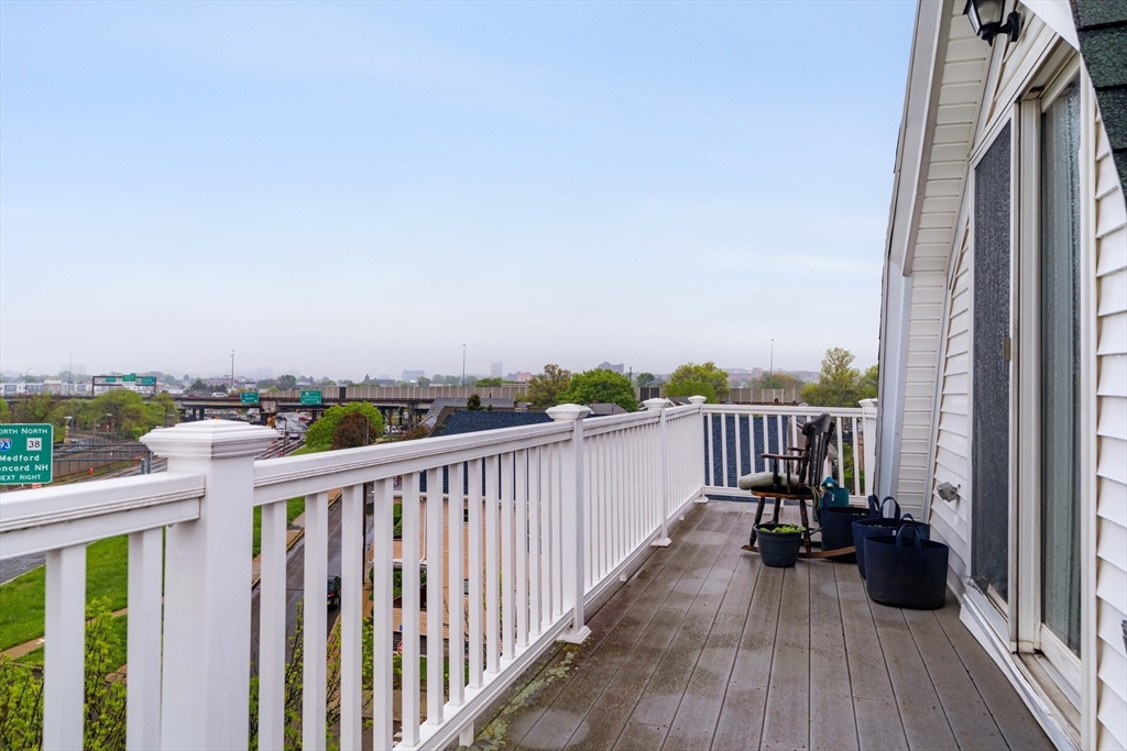 Somerville, Massachusetts 02145, United States, 6 Bedrooms Bedrooms, ,2 BathroomsBathrooms,Residential,Active,128807