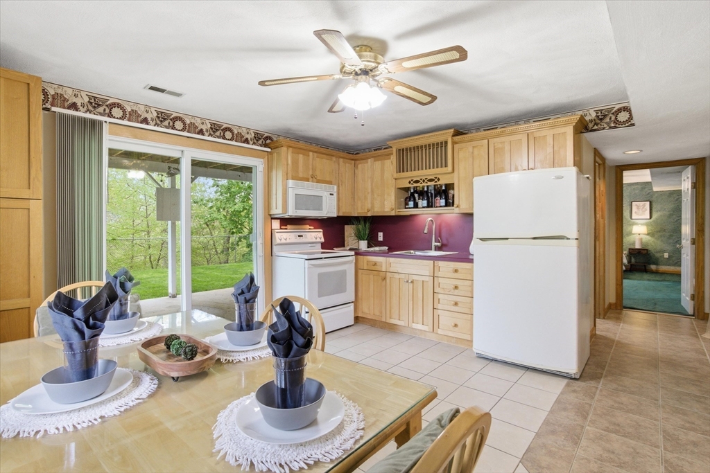 18 Oakridge DR, Saugus, MA Photo #28