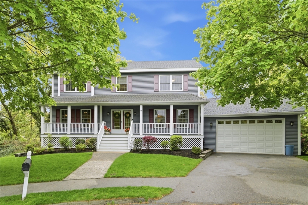 18 Oakridge DR, Saugus, MA Photo #1