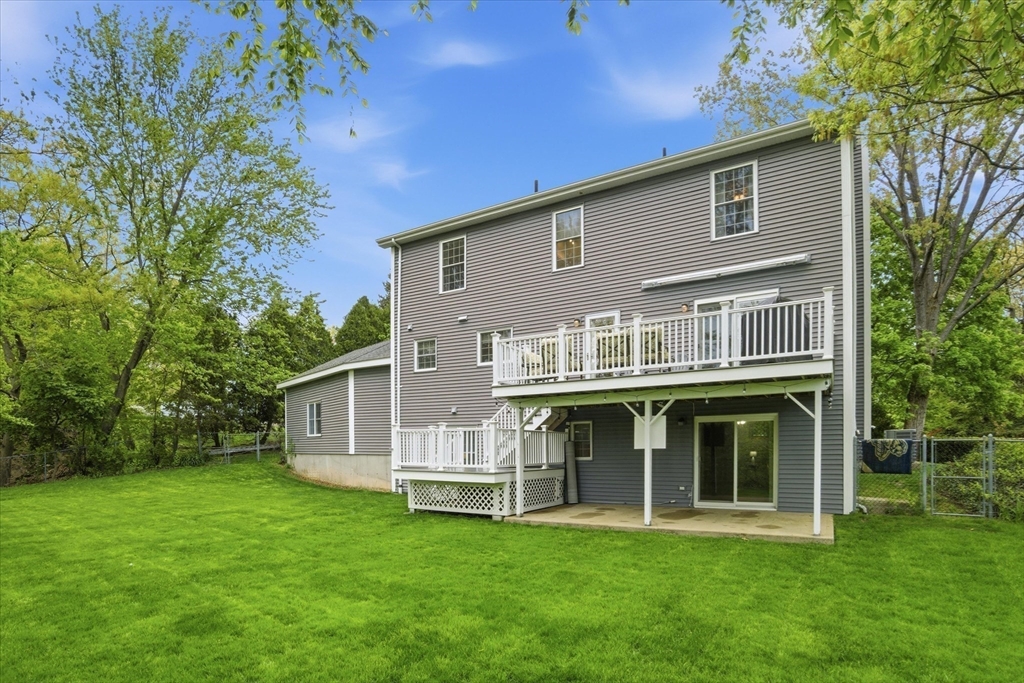 18 Oakridge DR, Saugus, MA Photo #35