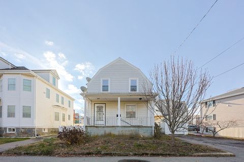 35 Miller Stile Rd Quincy MA 02169