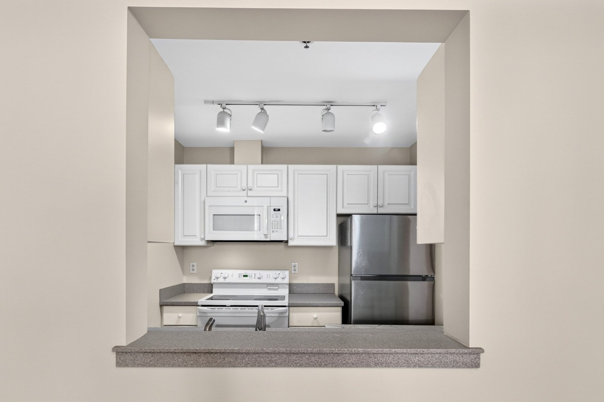 4 Charlesgate East 4-402, Boston, MA, 4 Charlesgate East 4-402, Boston, MA Photo #6