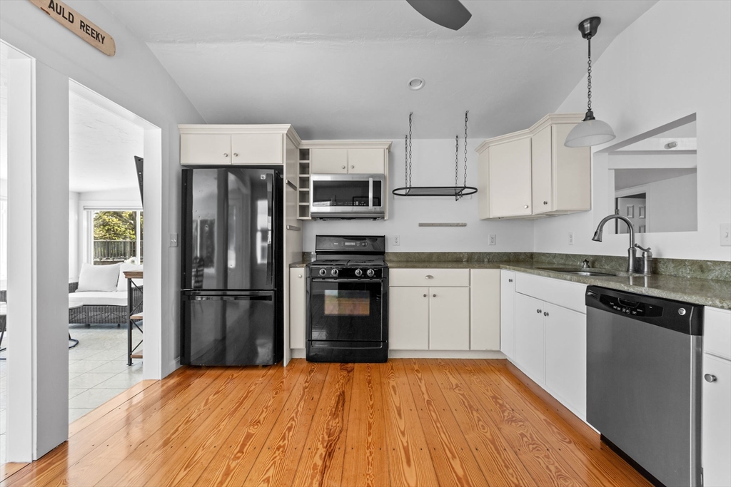 116 Mayflower Terrace