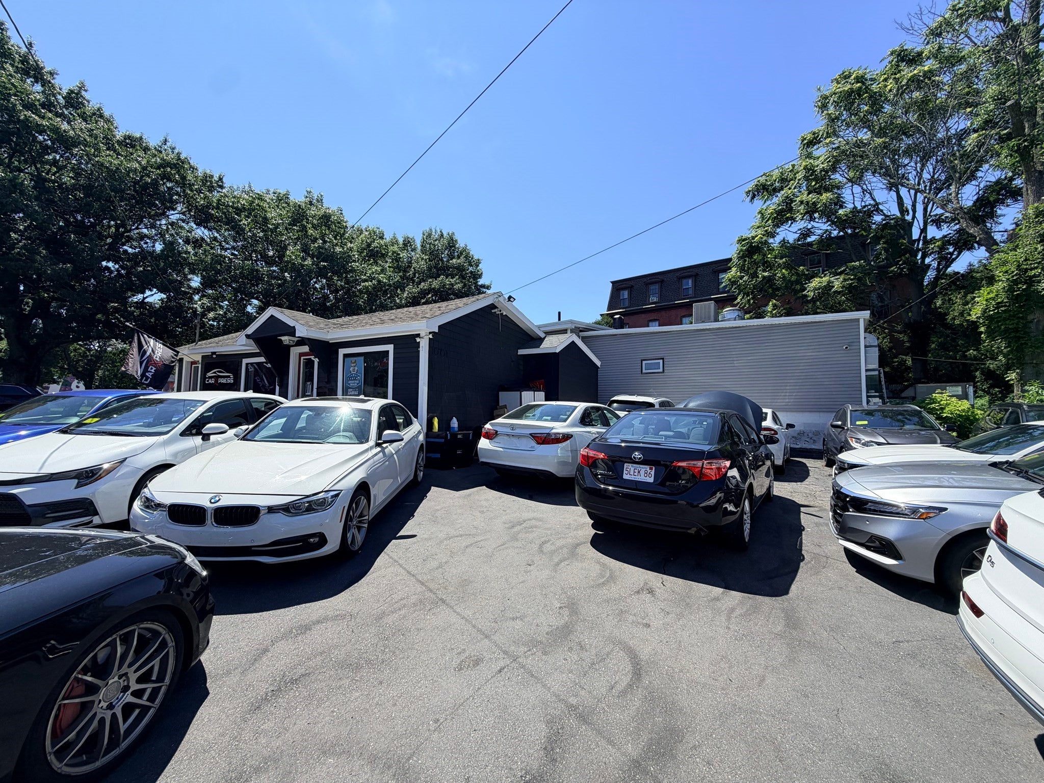 640 Main St