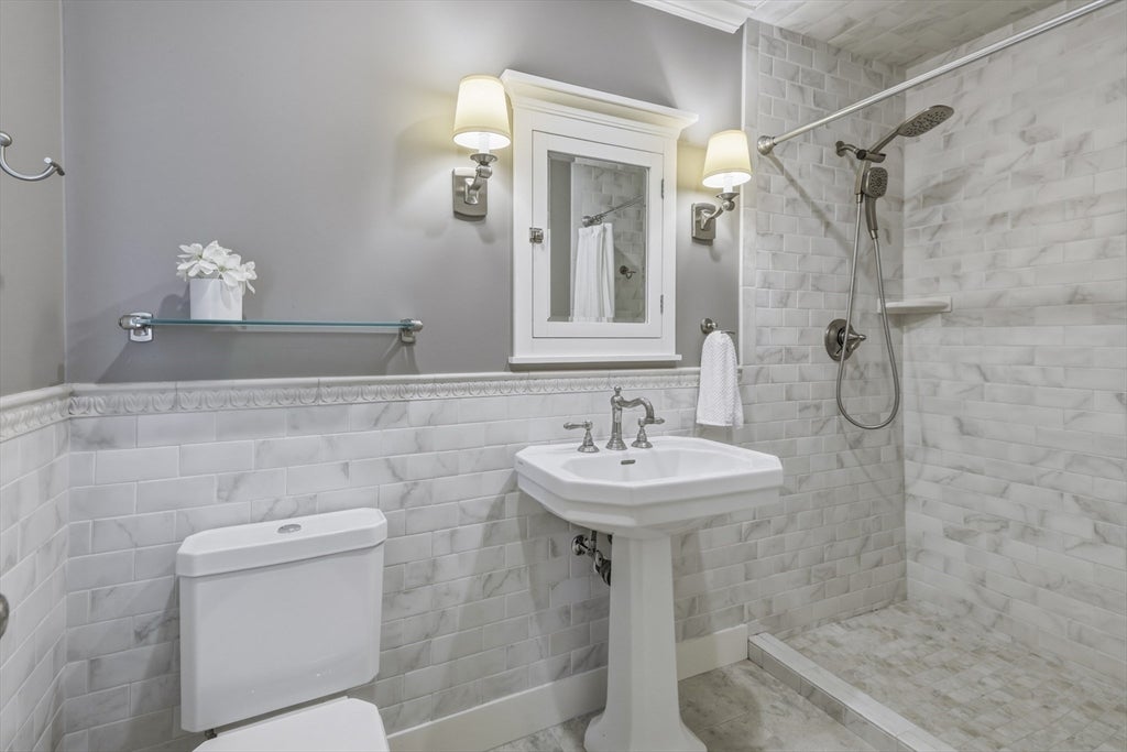 191 Pinewood Dr, Longmeadow, MA, 191 Pinewood Dr, Longmeadow, MA Photo #23
