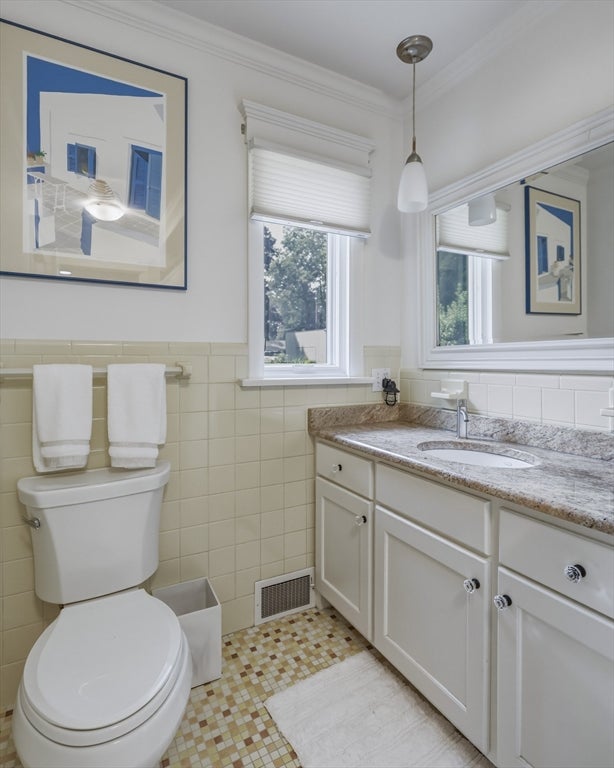 191 Pinewood Dr, Longmeadow, MA, 191 Pinewood Dr, Longmeadow, MA Photo #28