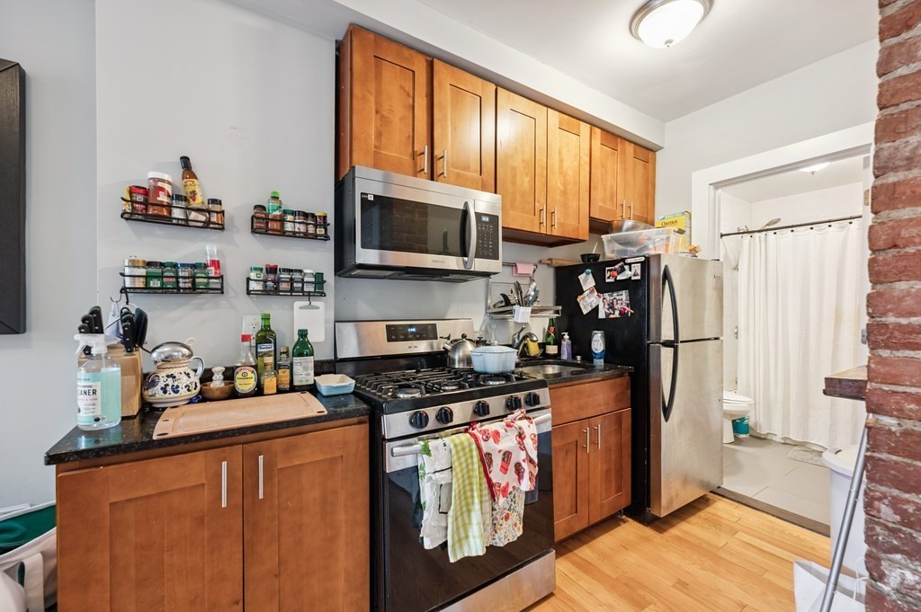 12 Foster St #7, Boston, MA Photo #4