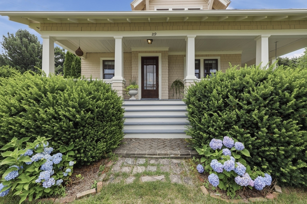 219 Maple Avenue