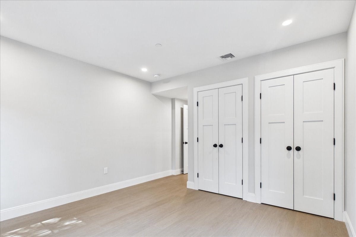 305 Chestnut Ave #5, Boston, MA Photo #9