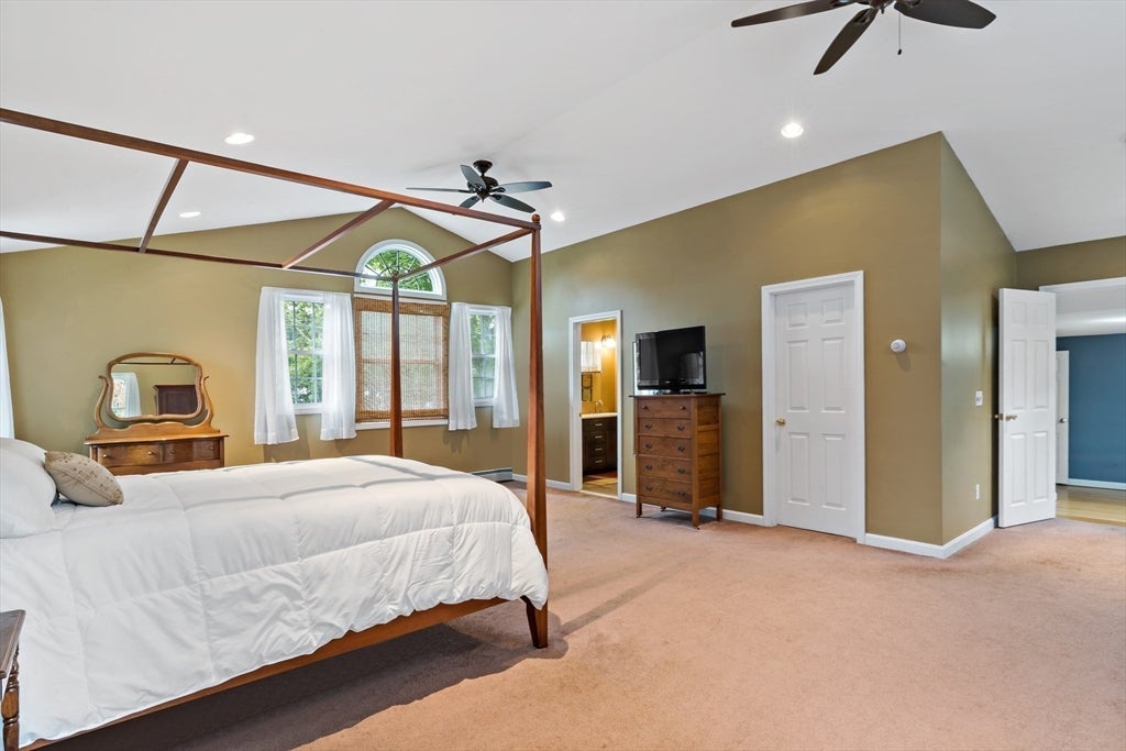 124 Watuppa Ave, Somerset, MA, 124 Watuppa Ave, Somerset, MA Photo #25