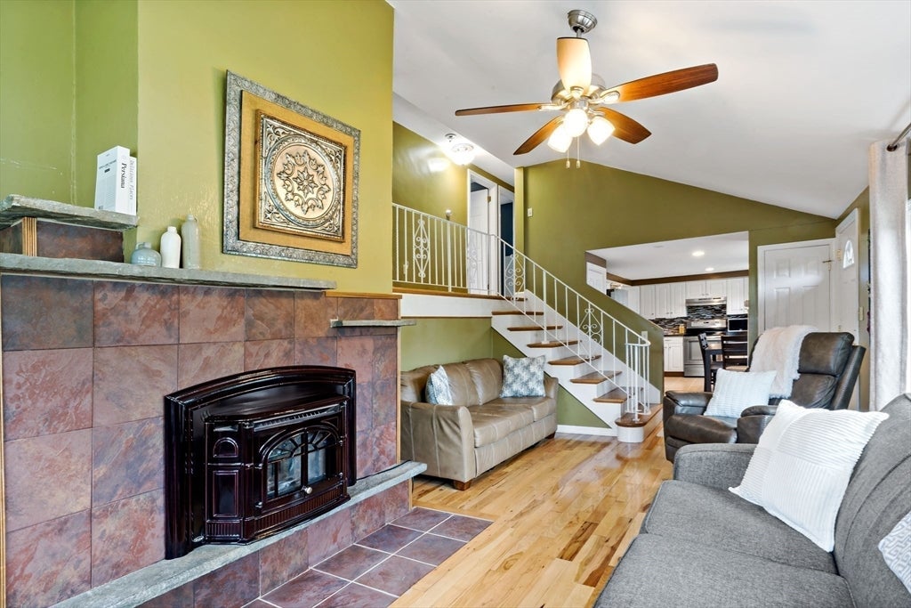 124 Watuppa Ave, Somerset, MA, 124 Watuppa Ave, Somerset, MA Photo #10