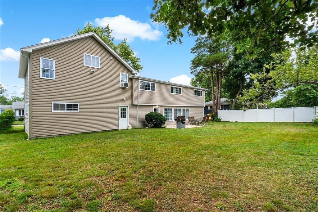 124 Watuppa Ave, Somerset, MA, 124 Watuppa Ave, Somerset, MA Photo #29