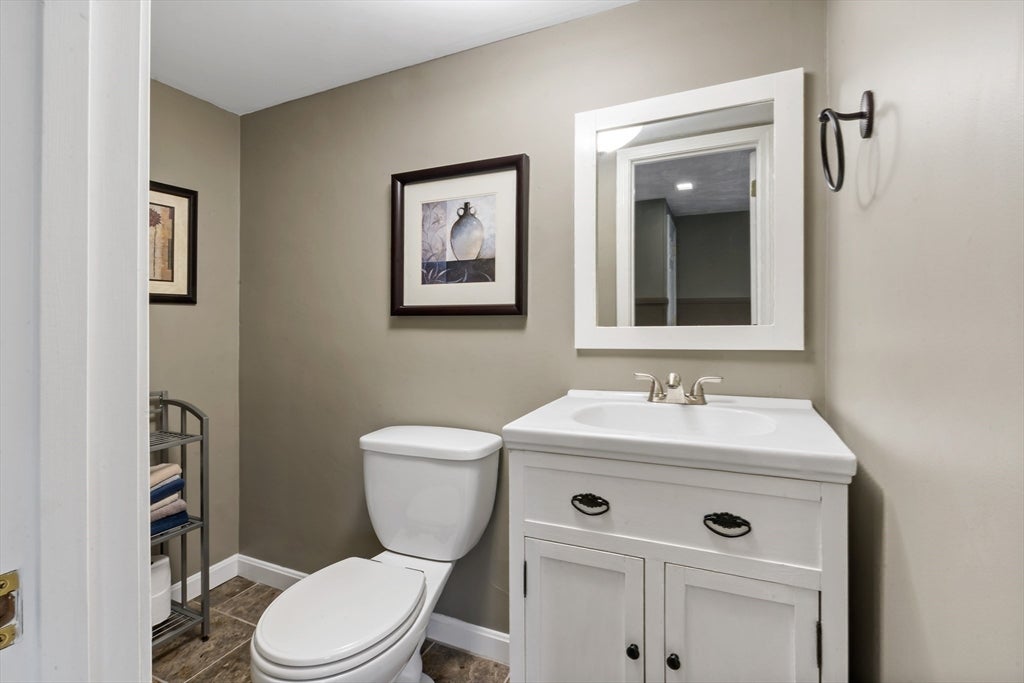 124 Watuppa Ave, Somerset, MA, 124 Watuppa Ave, Somerset, MA Photo #13
