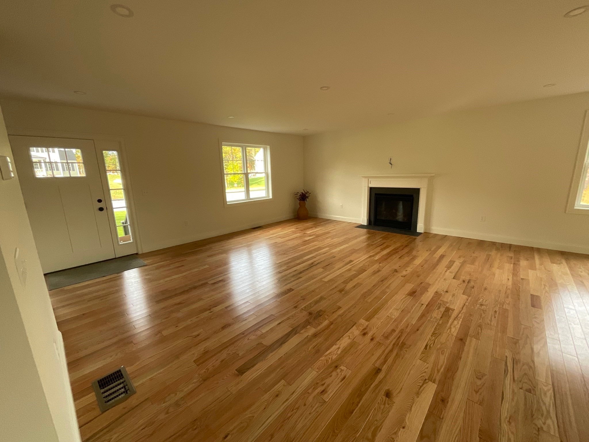 10 Boxberry Lane, Freetown, MA, 10 Boxberry Lane, Freetown, MA Photo #4