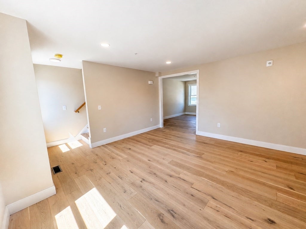 562 Gorham Street #05, Lowell, MA, 562 Gorham Street #05, Lowell, MA Photo #6