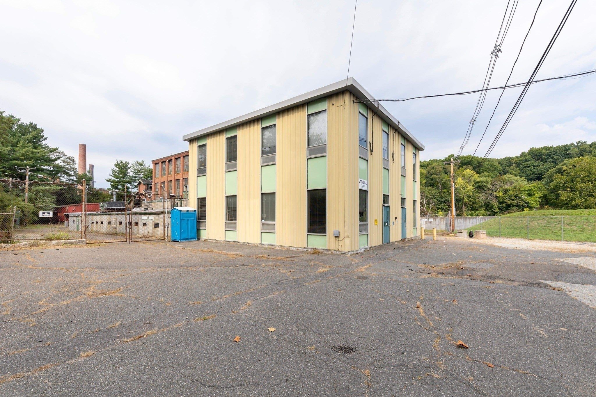 35 Lower Grape St, Chicopee, MA, 35 Lower Grape St, Chicopee, MA Photo #38