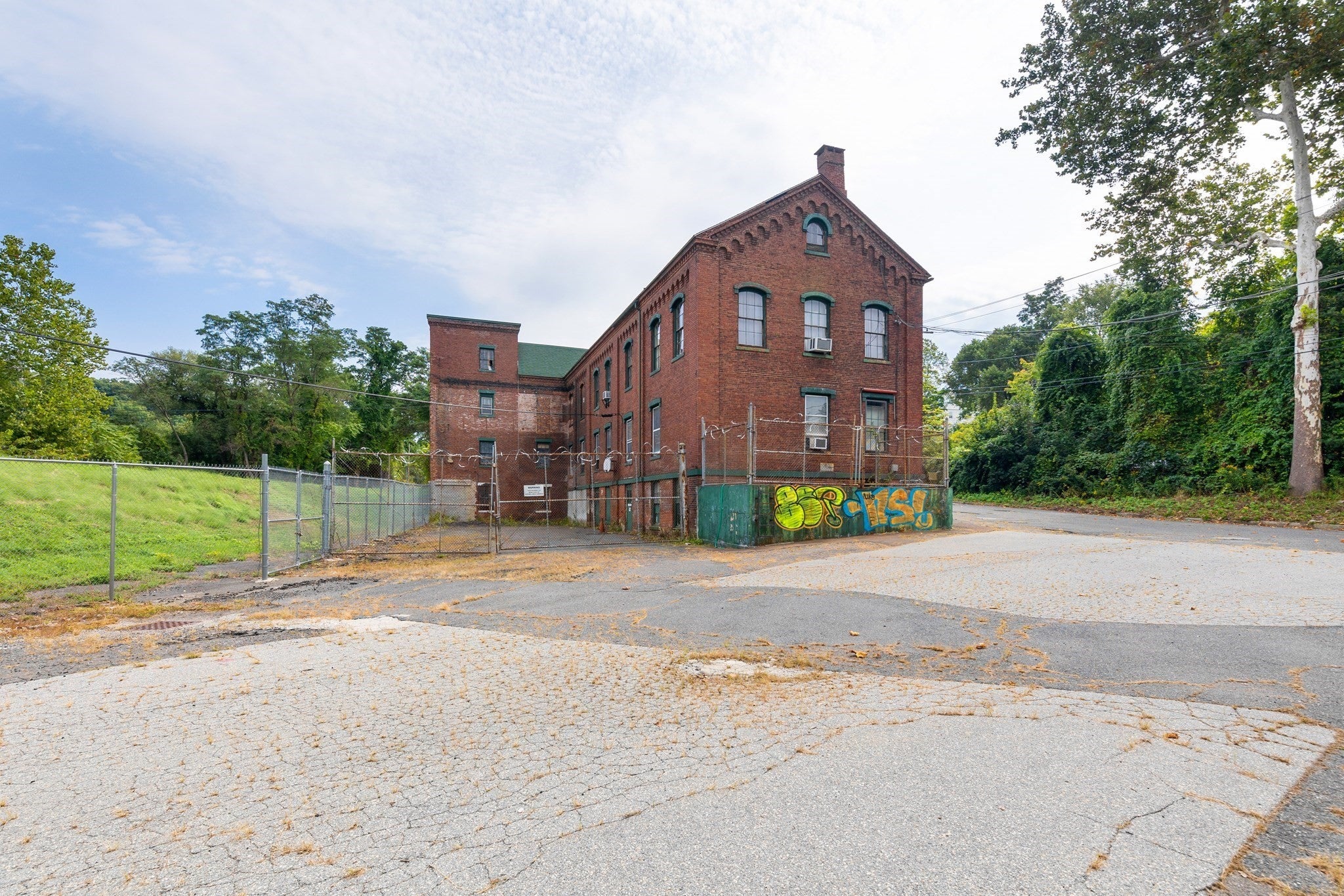 35 Lower Grape St, Chicopee, MA, 35 Lower Grape St, Chicopee, MA Photo #7
