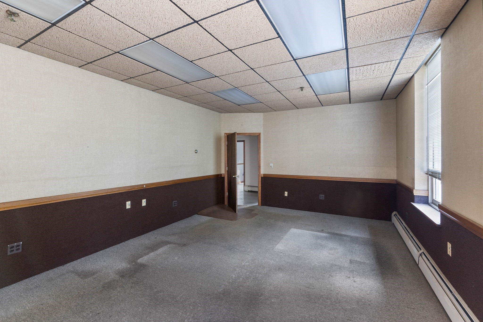 35 Lower Grape St, Chicopee, MA, 35 Lower Grape St, Chicopee, MA Photo #19