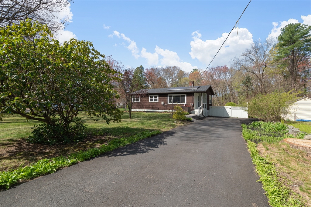 21 Warren Rd