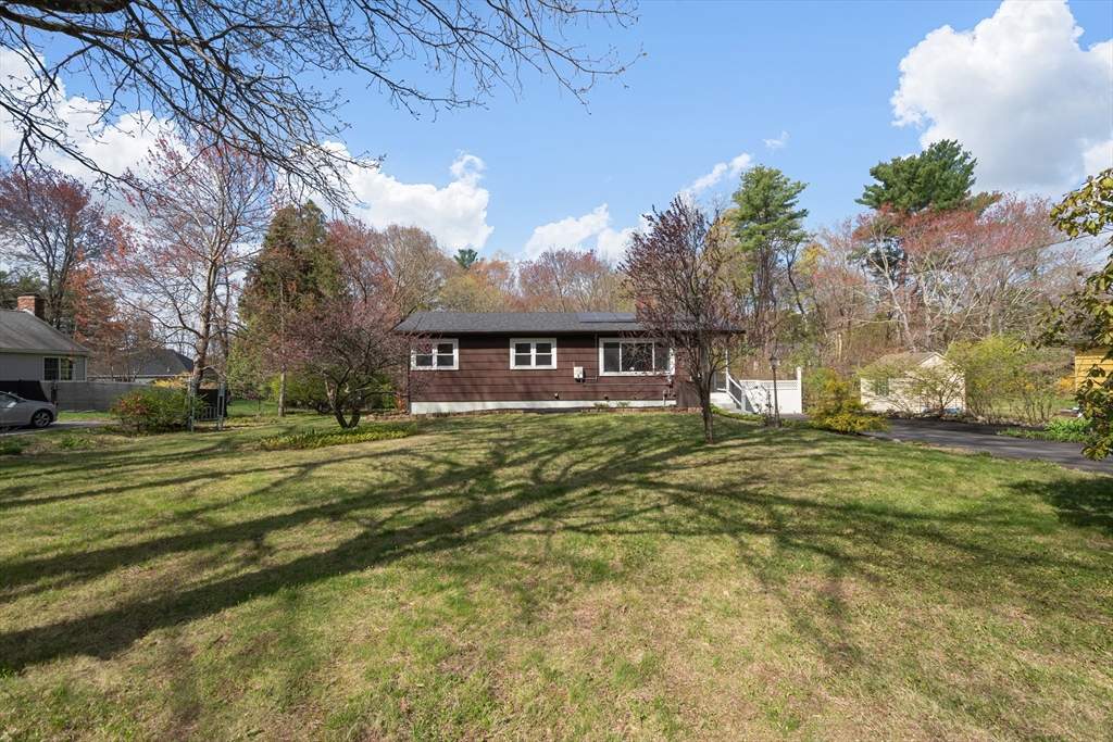 21 Warren Rd