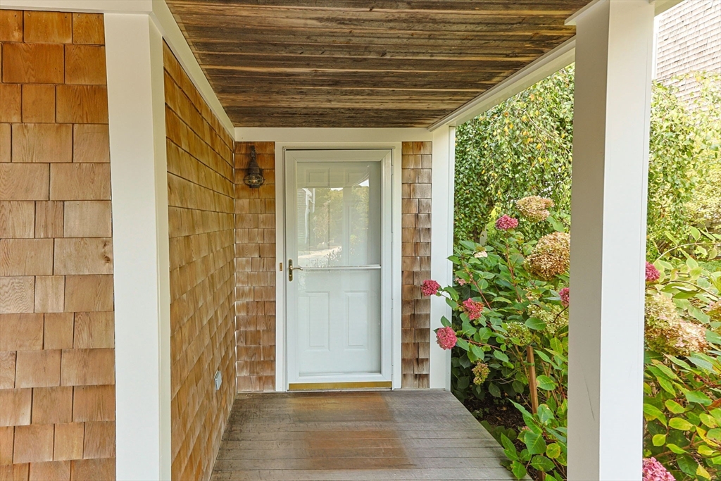 48 Harry Kemp Way 3