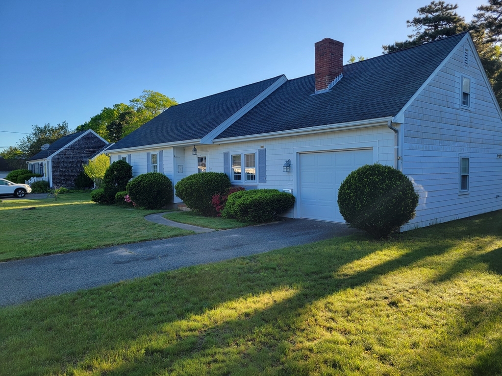 115 Captain Chase Rd
