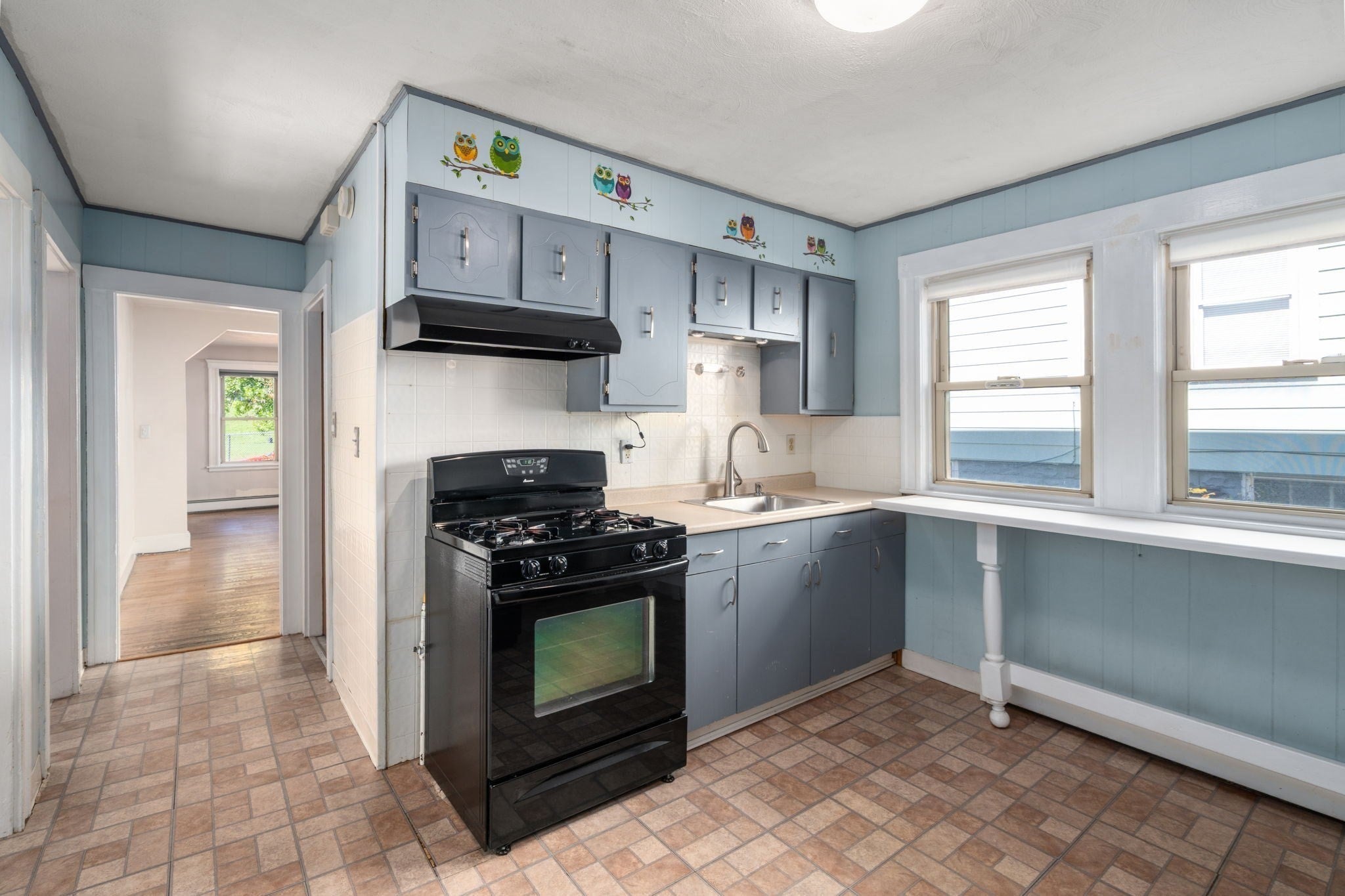 33 Luke Rd, Everett, MA, 33 Luke Rd, Everett, MA Photo #10