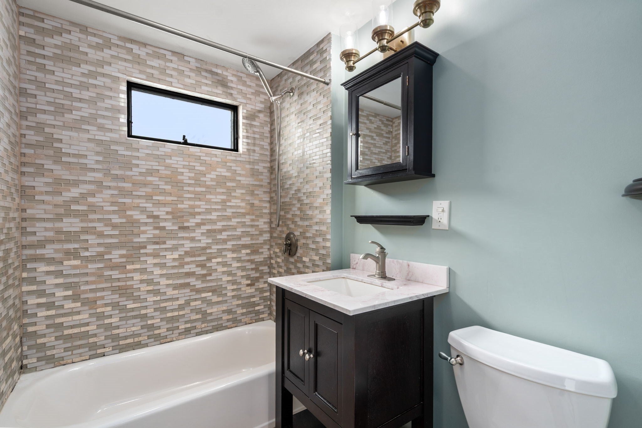 33 Luke Rd, Everett, MA, 33 Luke Rd, Everett, MA Photo #16