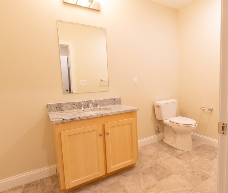 Medfield, Massachusetts 02052, United States, 1 Bedroom Bedrooms, ,1 BathroomBathrooms,Residential,Contingent,129910