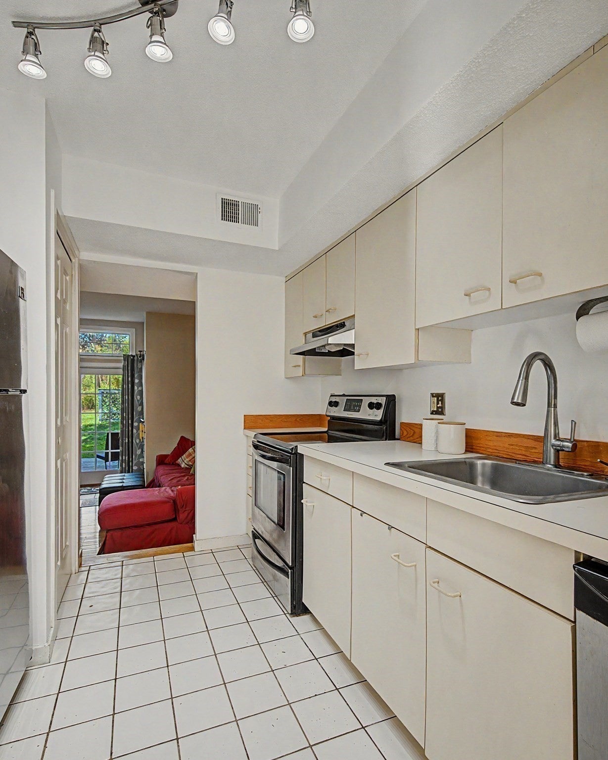 65 Amity Pl #65, Amherst, MA Photo #8