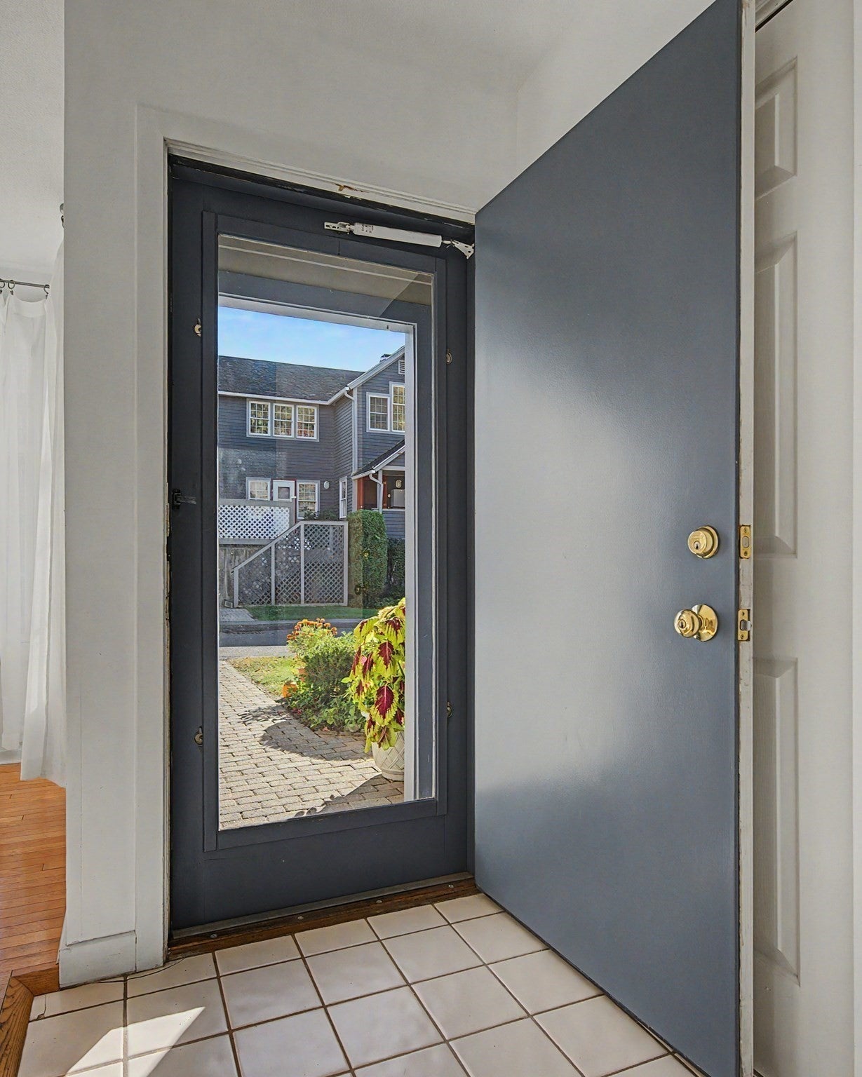 65 Amity Pl 65